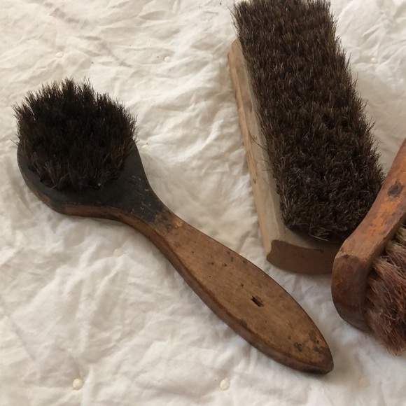 Vintage horse hair brushes set of 3 - Picture 4 of 4